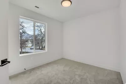 7613 S 300 E, Sandy, UT 84047 - Photo 20