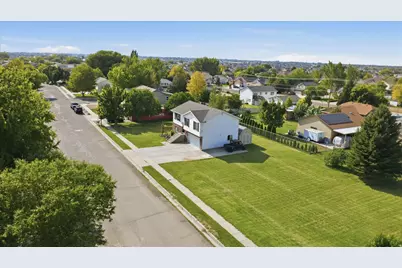 2514 W 2250 N, Clinton, UT 84015 - Photo 36