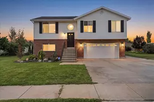 2514 W 2250 N, Clinton, UT 84015 - Photo 1