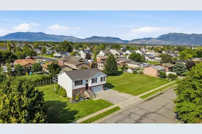 2514 W 2250 N, Clinton, UT 84015 - Photo 38