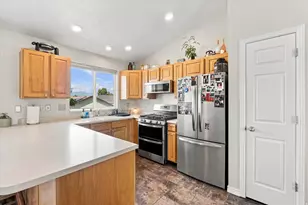 2514 W 2250 N, Clinton, UT 84015 - Photo 10