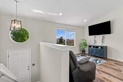 2514 W 2250 N, Clinton, UT 84015 - Photo 4