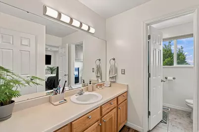 2514 W 2250 N, Clinton, UT 84015 - Photo 14