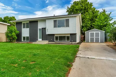 2492 W Starling Cir, West Valley, UT 84119 - Photo 2