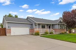 5118 W Old Creek Rd, West Jordan, UT 84081 - Photo 2