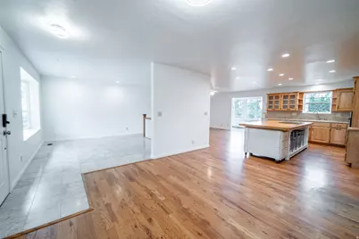 1941 E Gunther Dr, Cottonwood Heights, UT 84121 - Photo 10