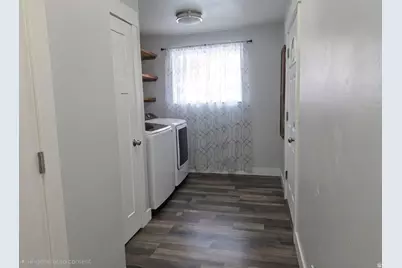 9495 S Loch Awe Dr W, South Jordan, UT 84009 - Photo 10