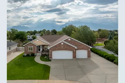 9651 S Wood Vista Cir, South Jordan, UT 84009 - Photo 2