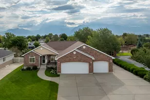 9651 S Wood Vista Circle, South Jordan, UT 84009 - Photo 2