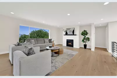 2012 S Wasatch Dr, Salt Lake City, UT 84108 - Photo 10