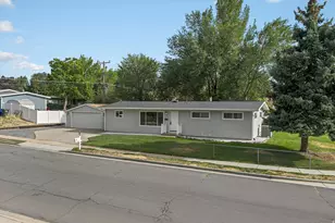 389 W 1425 N, Sunset, UT 84015 - Photo 4