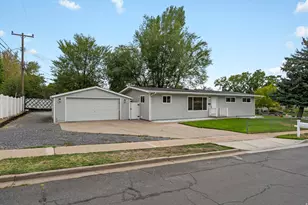389 W 1425 N, Sunset, UT 84015 - Photo 2