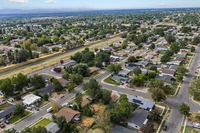 389 W 1425 N, Sunset, UT 84015 - Photo 32