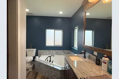 192 N 100 W, Malad City, ID 83252 - Photo 10