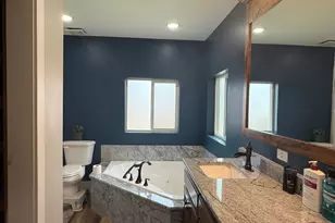 192 N 100 W, Malad City, ID 83252 - Photo 10