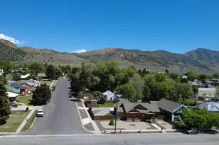 192 N 100 W, Malad City, ID 83252 - Photo 34