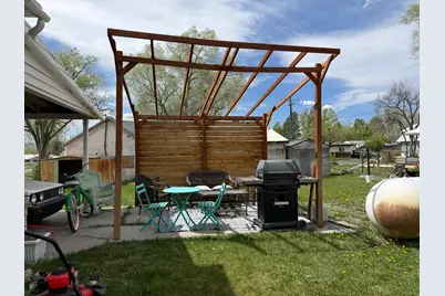 241 E 155 S, Malad City, ID 83252 - Photo 16