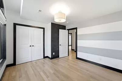 1017 N Oakridge Dr, Farmington, UT 84025 - Photo 50