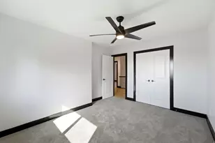 1017 N Oakridge Dr, Farmington, UT 84025 - Photo 48