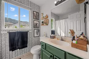 592 Jim Bridger Dr, Centerville, UT 84014 - Photo 12