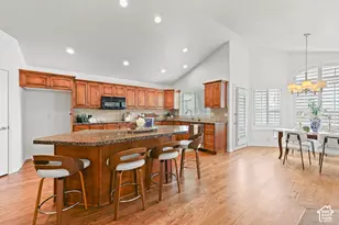 4668 Bountiful Ridge Dr, Bountiful, UT 84010 - Photo 8