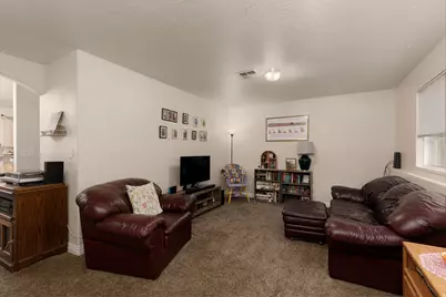 1074 N 1400 W, Saint George, UT 84770 - Photo 6
