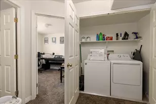 1074 N 1400 W, Saint George, UT 84770 - Photo 14