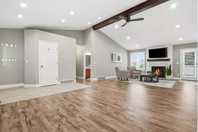 5237 W Saddle Creek Cir S, West Jordan, UT 84081 - Photo 2