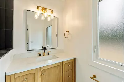 435 E 200 N, American Fork, UT 84003 - Photo 20