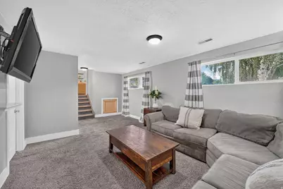 443 E 1450 N, Bountiful, UT 84010 - Photo 28