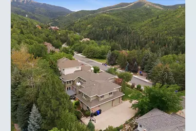 1963 E Maple Hollow Way S, Bountiful, UT 84010 - Photo 64