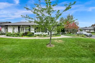 664 E 4129 S, Salt Lake City, UT 84107 - Photo 2