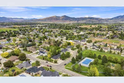 5954 W Canterbury Park Cir N, Highland, UT 84003 - Photo 50