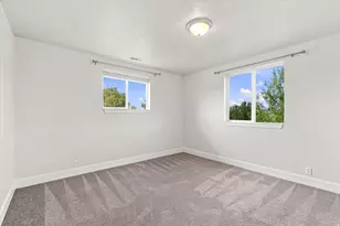 5954 W Canterbury Park Cir N, Highland, UT 84003 - Photo 32