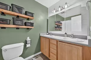 563 W Fine Dr, Salt Lake City, UT 84115 - Photo 16