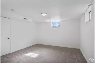 37 W La Salle Dr, Midvale, UT 84047 - Photo 16