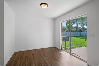 37 W La Salle Dr, Midvale, UT 84047 - Photo 8