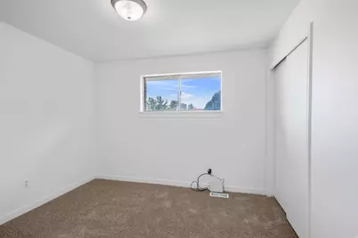 37 W La Salle Dr, Midvale, UT 84047 - Photo 14