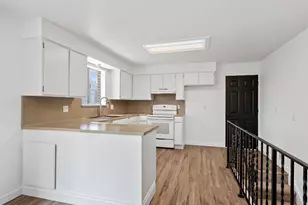 37 W La Salle Dr, Midvale, UT 84047 - Photo 6