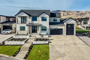 1627 S Wiltshire Ln W, Saratoga Springs, UT 84045 - Photo 2