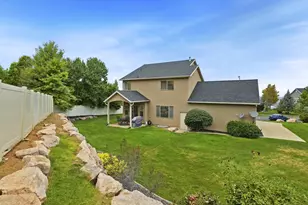 573 Canyon View Cir, North Salt Lake, UT 84054 - Photo 44