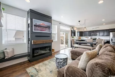 281 W Willow Dr, Saratoga Springs, UT 84045 - Photo 4