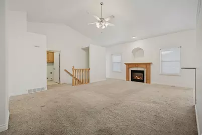 3895 S 900 W, Riverdale, UT 84405 - Photo 4
