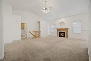 3895 S 900 W, Riverdale, UT 84405 - Photo 4
