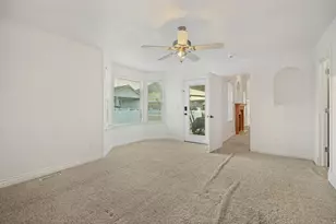 3895 S 900 W, Riverdale, UT 84405 - Photo 8
