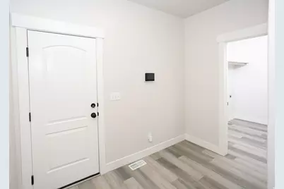 127 E Craner Peak Dr, Eagle Mountain, UT 84005 - Photo 20