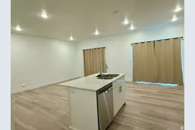 423 W 25 N, Providence, UT 84332 - Photo 10