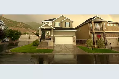 1053 Blackstone Dr, Fruit Heights, UT 84037 - Photo 2