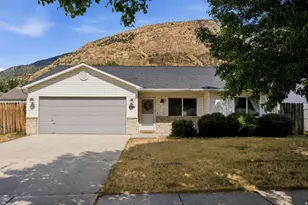 808 N Quincy Ave, Ogden, UT 84404 - Photo 2