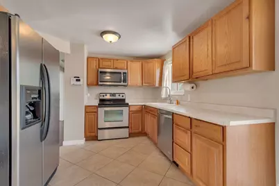 6622 S Georgia Dr W, West Jordan, UT 84084 - Photo 6